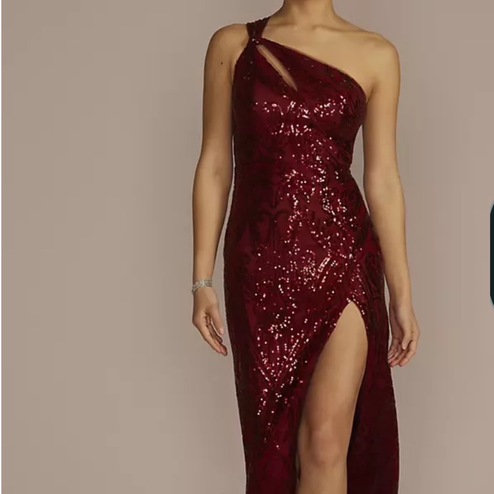 GALINA SIGNATURE
One Shoulder Sequin Sheath with Slit
 Burgundy Sequin‎ Dress 22